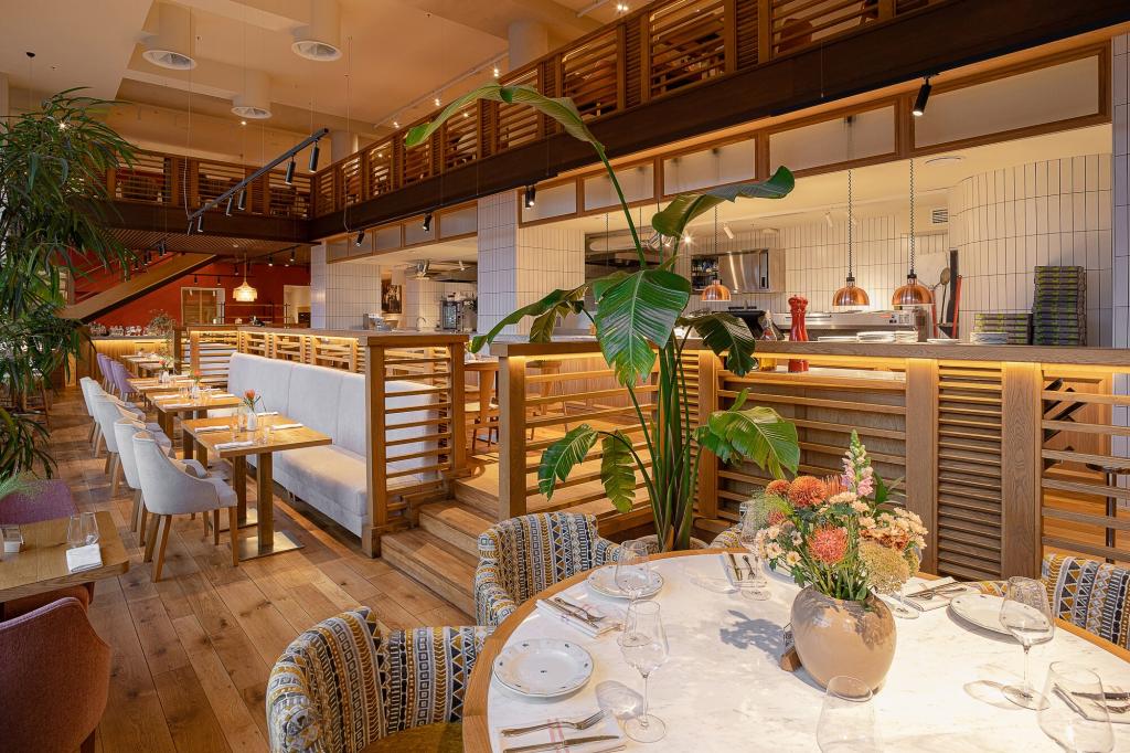 Антипасти в подарок | Italy на Московском | пл. Чернышевского, 11А