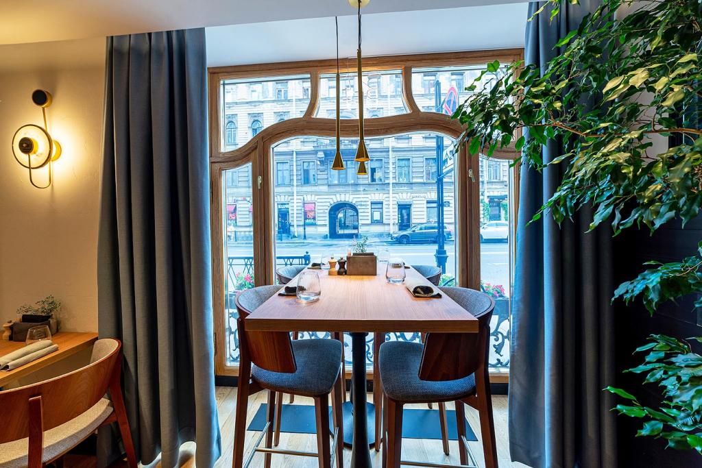 -10% в день рождения | Bistrot 44 | ул. Восстания, 44