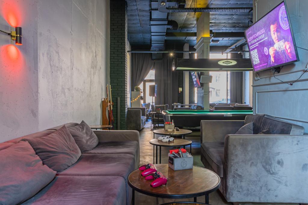 Скидка 20% на стейки и бургеры | Feromon Ispolkomskaya | ул. Исполкомская, 17