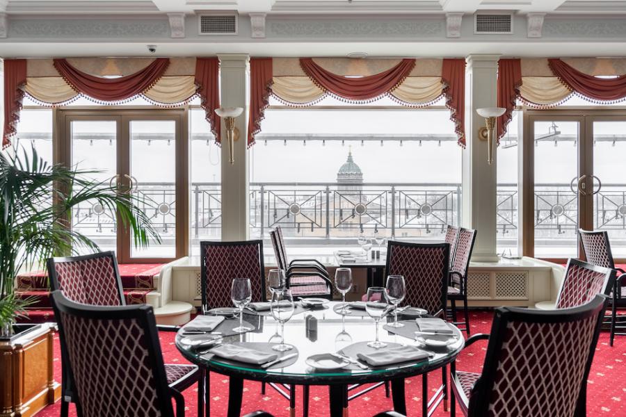 Завтрак с бокалом «Беллини» | Виктория | наб. реки Мойки, 59