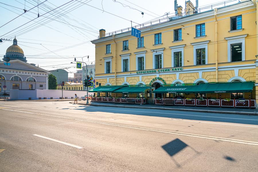 Davide Champion Borgogno | Stroganoff Steak House | б-р Конногвардейский, 4