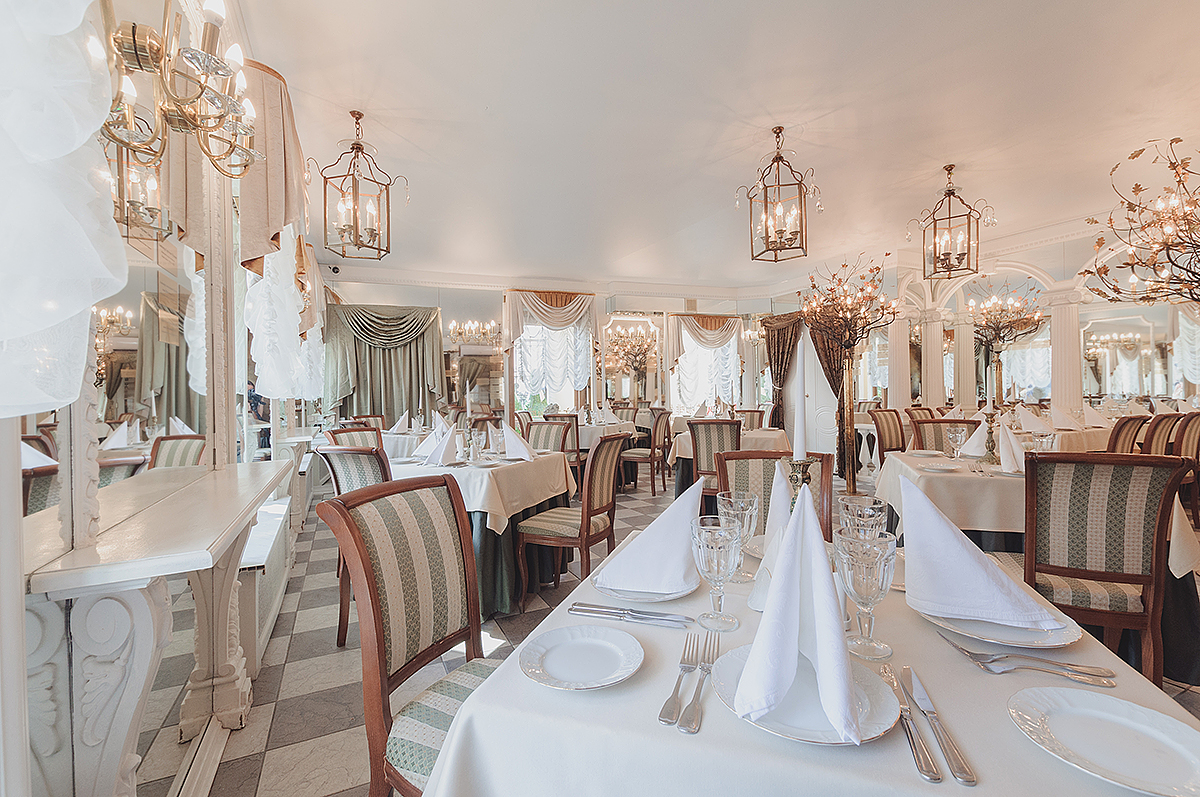 Романсы и мировая классика | Литературное кафе | пр-т Невский, 18