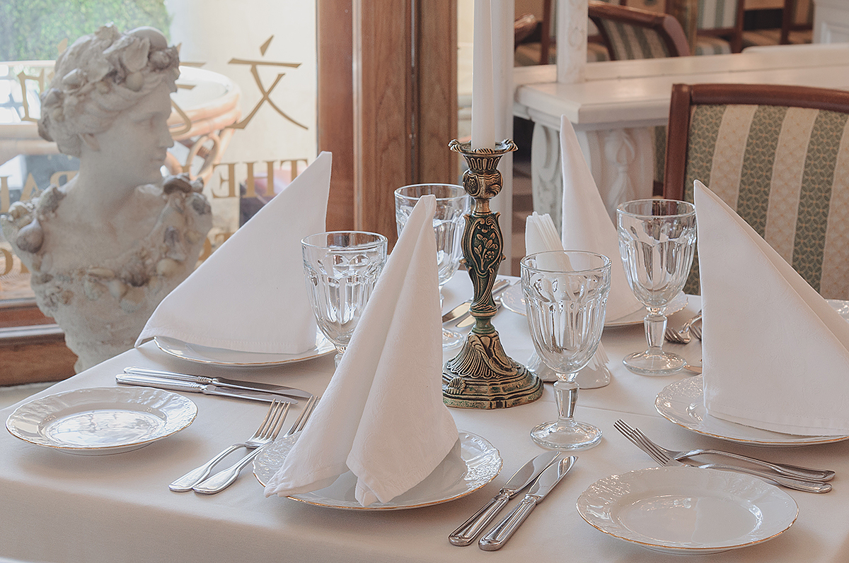 Музыкальная программа | Литературное кафе | пр-т Невский, 18