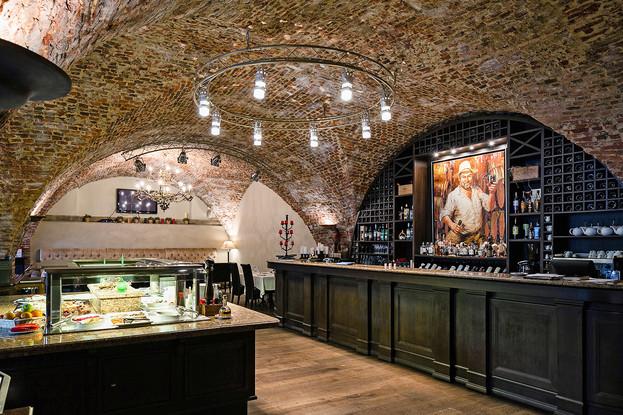 Вино или итальянская гастрономия? | Casa del мясо | В.О. пр. Биржевой, 6