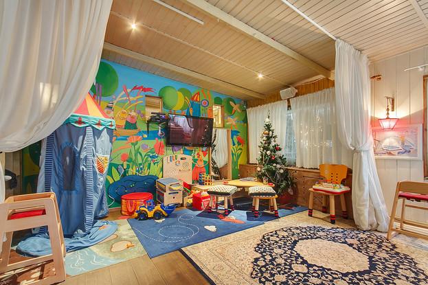 Женский день