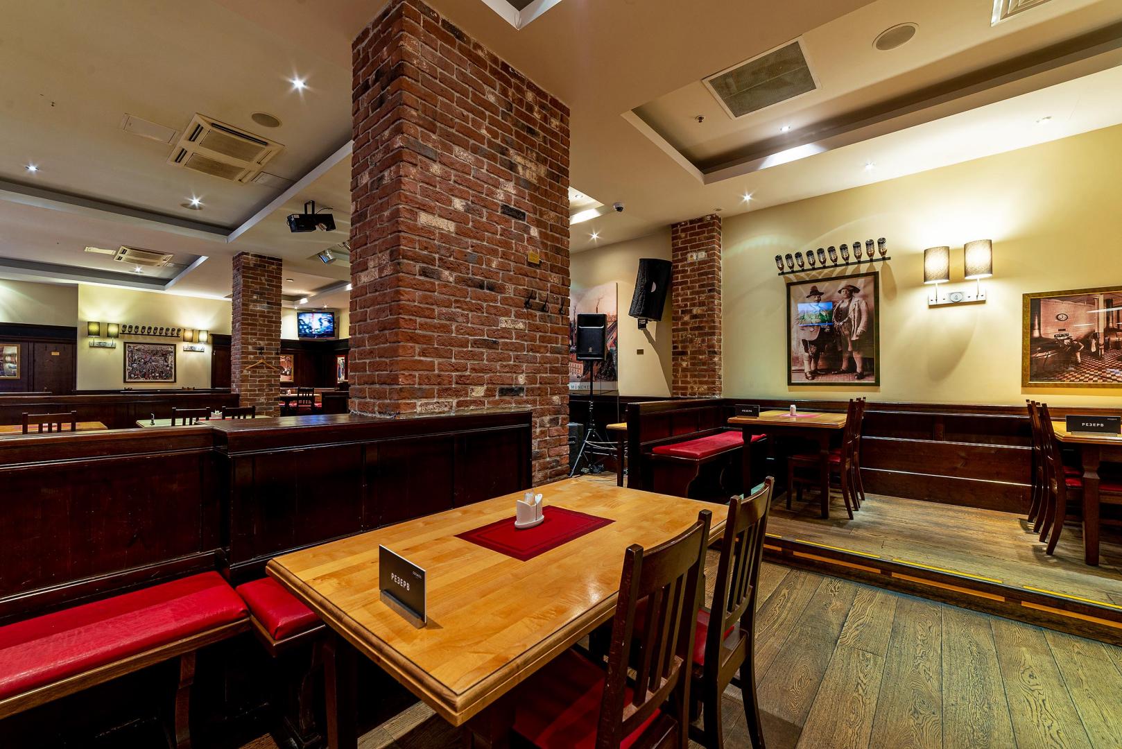 Новогодний экспресс «А-ля русс» | Brauplatz | пр-т Невский, 89