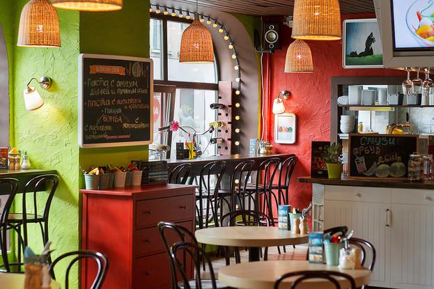 Интерьер кафе Any.pasta.pizza.bar