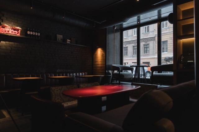 Международный женский день | География | ул. Рубинштейна, 5