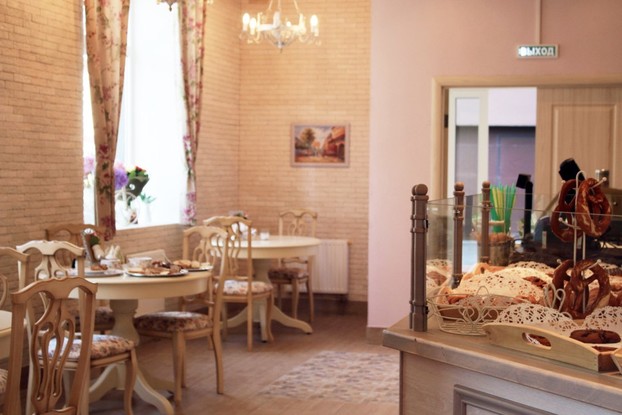 Интерьер кафе APetit Paris