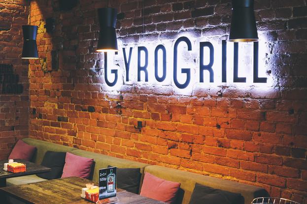 Интерьер кафе GyroGrill