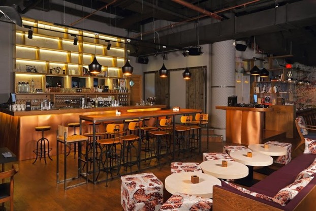 Интерьер бар The Box