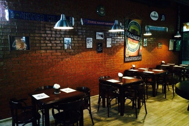 Интерьер паб Boroda Pub
