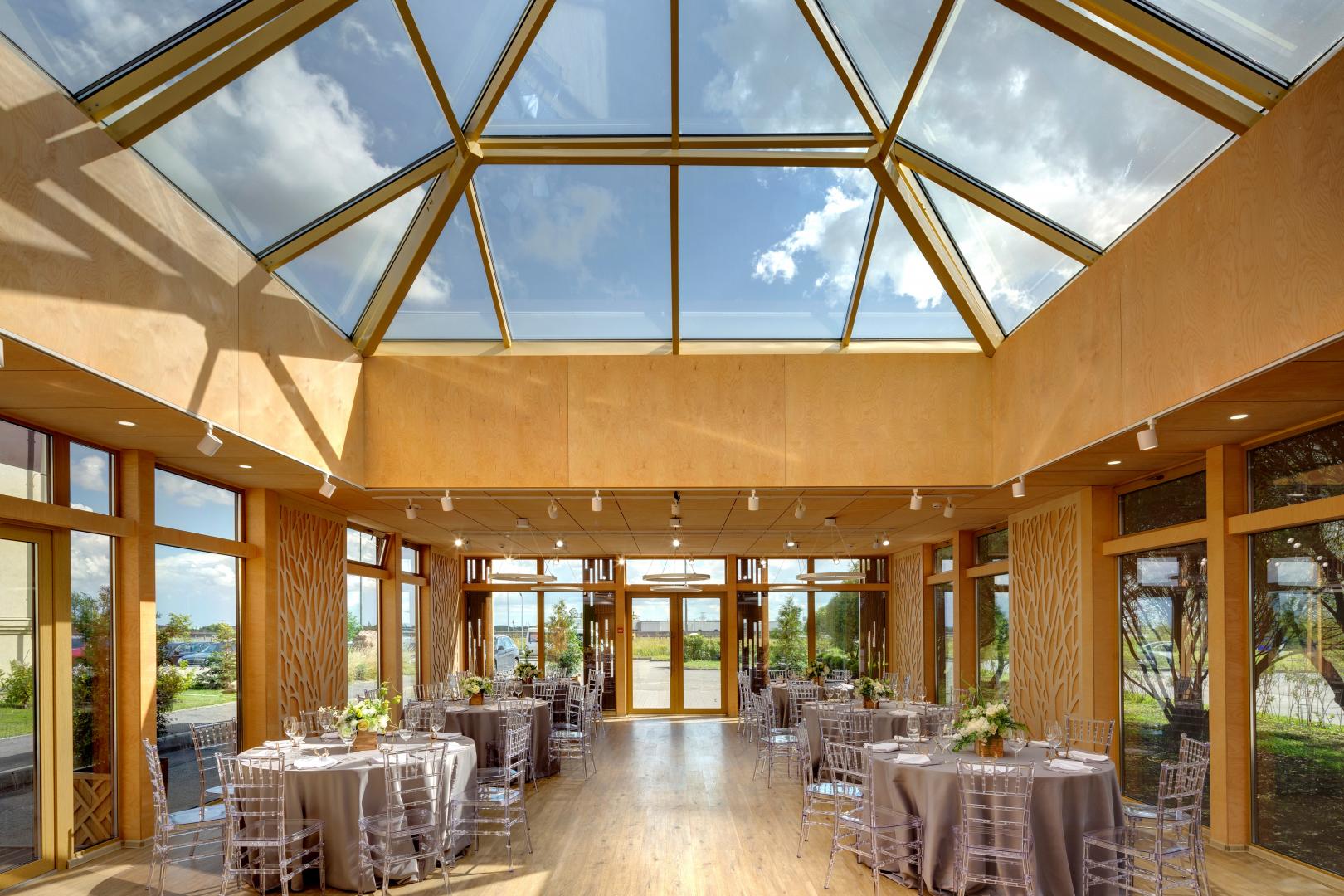 Spring. Eat. Love. Wine | Nordic | ш. Пулковское, 107