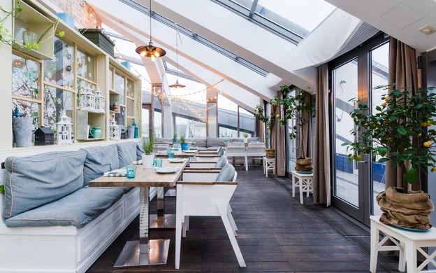 Интерьер кафе H.A.N.D.