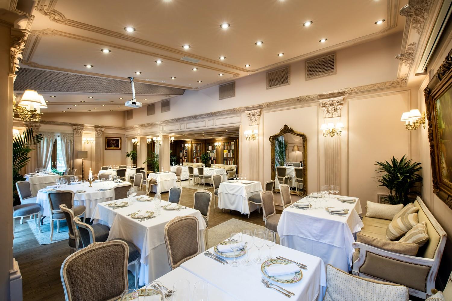 Новогодний декор | Батлер | пер. Трехпрудный, 15