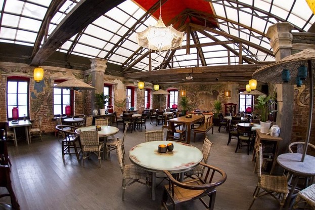 Интерьер ресторан Bruce Lee