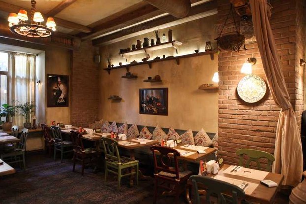 Интерьер ресторан Джонджоли