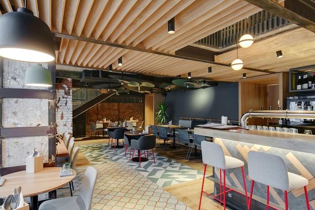 Пиццы много не бывает