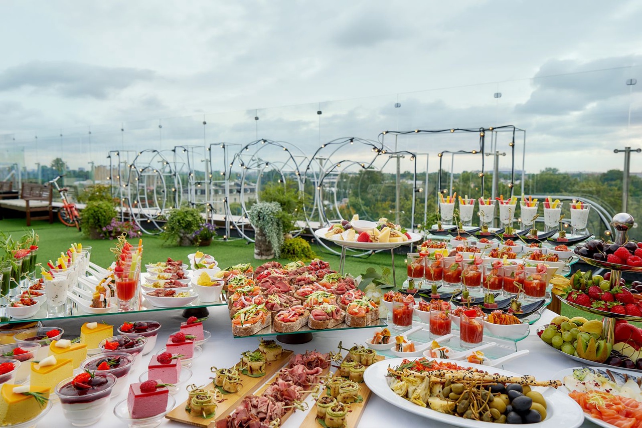 Банкетный зал на крыше | Юность | ул. Савушкина, 21А