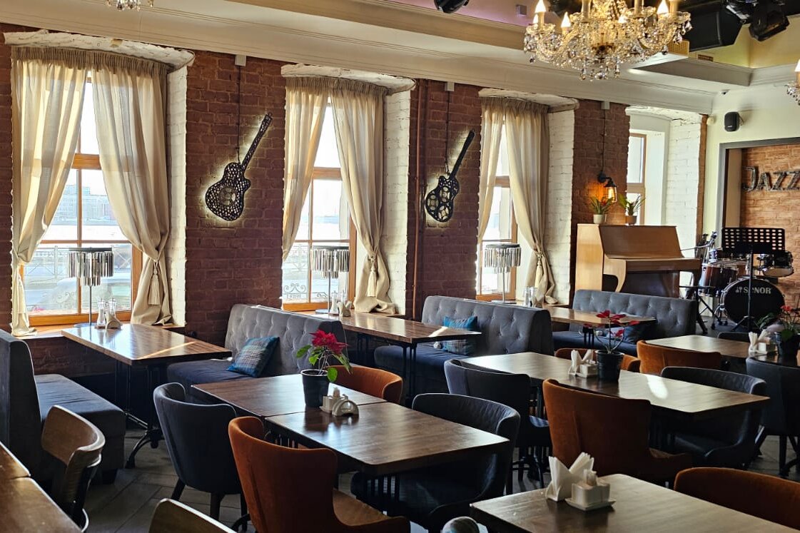 Танцы и живая музыка | Jazzberry | наб. Синопская, 52