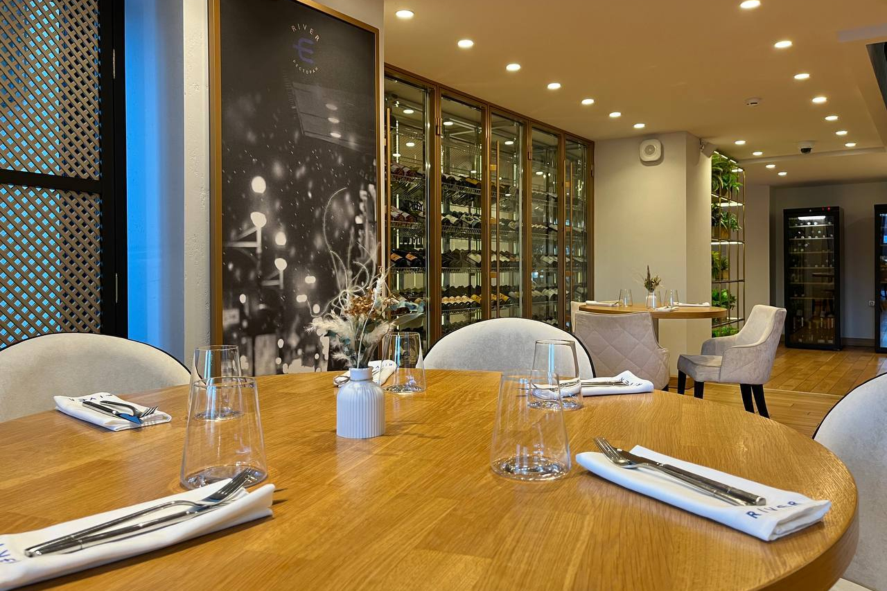 Праздничный вечер | River | пр-т Петровский, 5