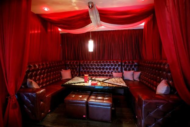 Интерьер ресторан ArtCafe & Karaoke Muraway
