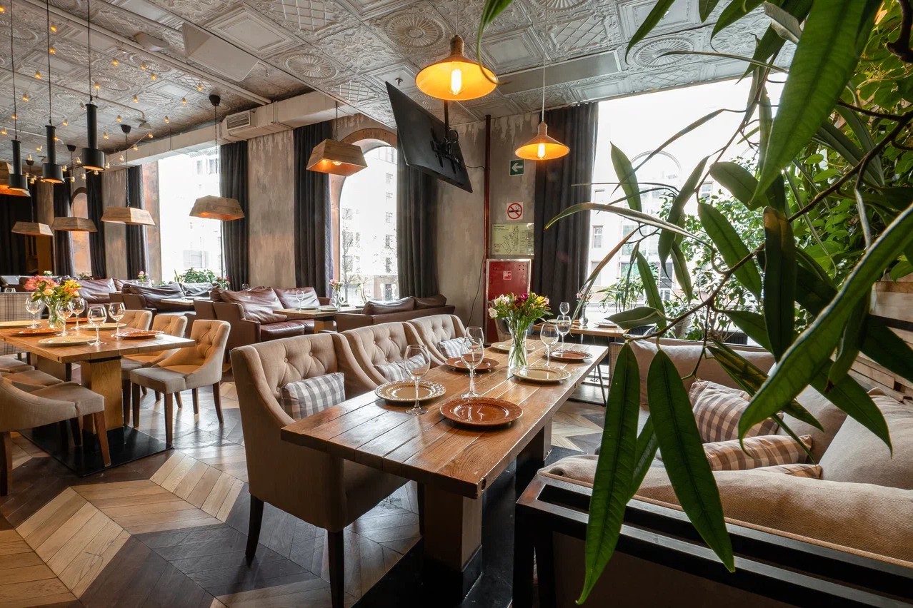 Интерьер кафе Bon App Cafe