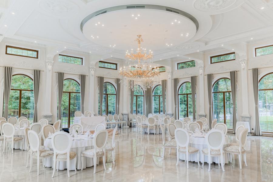 Интерьер банкетный зал Банкетные залы отеля Tsar Palace Luxury&Spa Hotel
