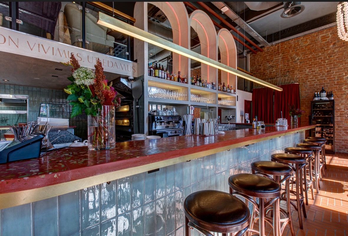 Коктейль Total Black Sour | Pio al Porto | Кожевенная линия, 40Д