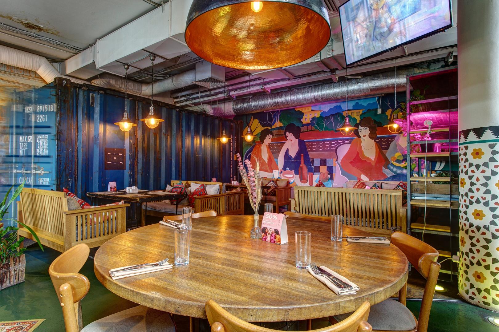 Показ игр «Зенита» | Баклажан | Александровский парк, 4к3