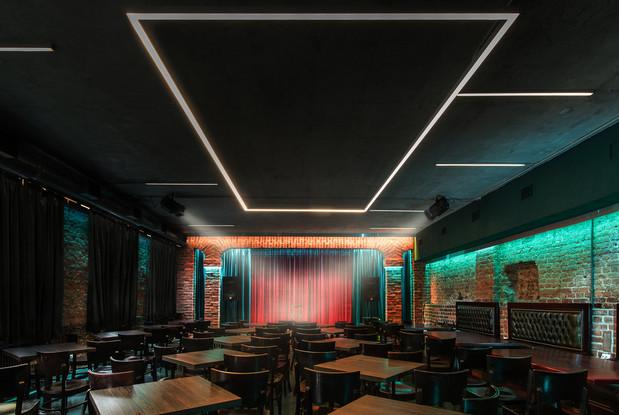 Интерьер клуб Stage Standup Club