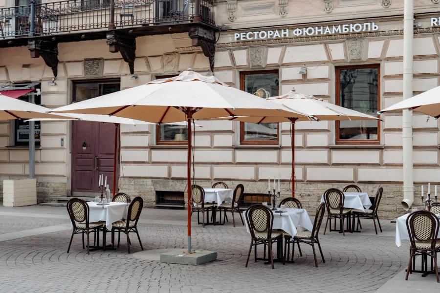 Пост по-французски | Фюнамбюль | ул. Малая Конюшенная, 5