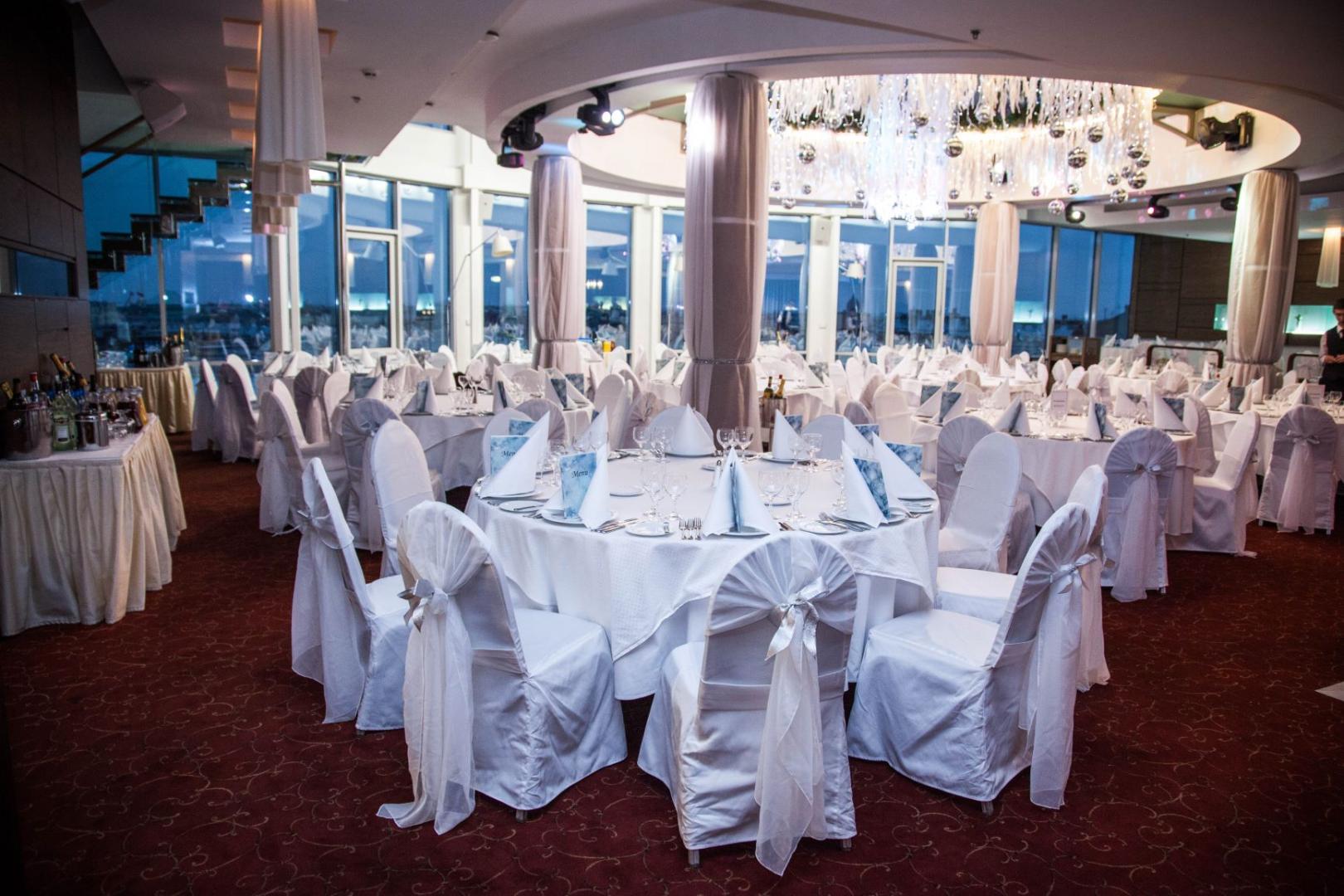 Интерактивная сказка-спектакль «В поисках зимы» | Банкетные залы отеля «Амбассадор» | пр-т Римского-Корсакова, 5-7