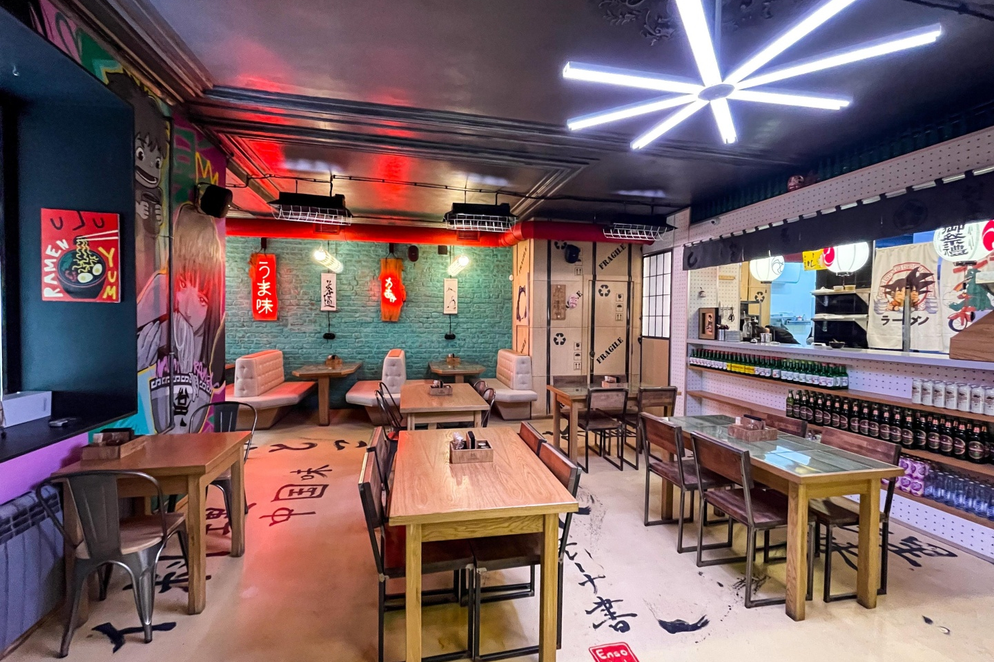 Интерьер кафе Umami Ramen