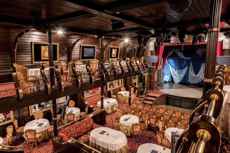 Новогодняя ночь «А-ля Русс» | Благодать | наб. Петровская, напротив дома 2