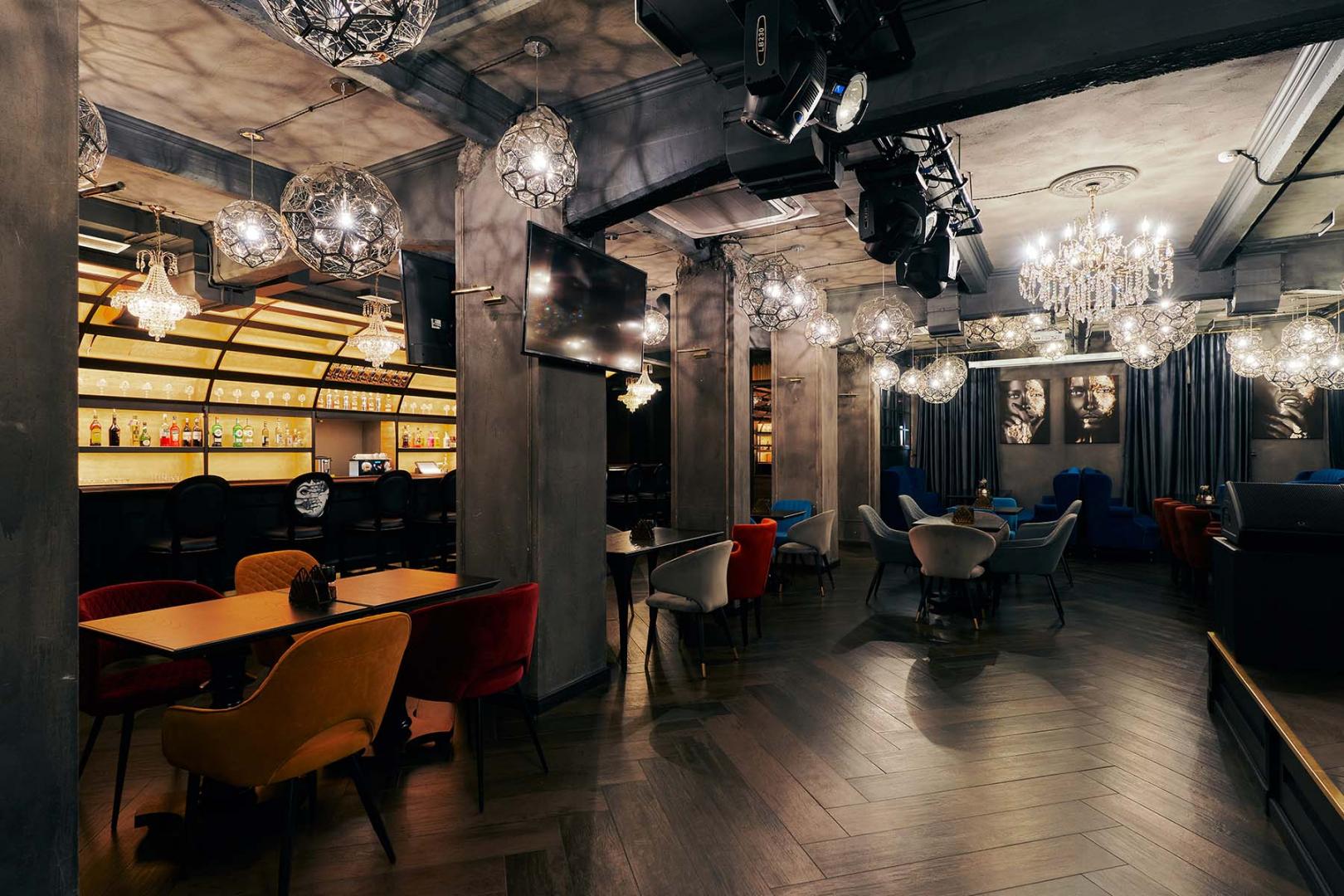 Интерьер бар Bunin Bar