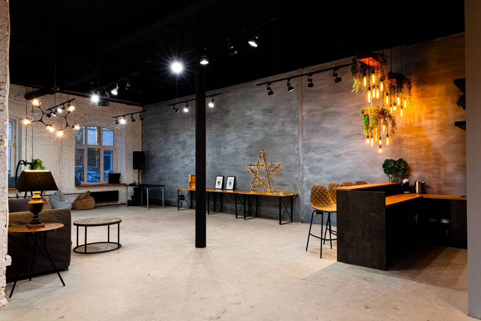 Интерьер площадка для мероприятий Clever Loft