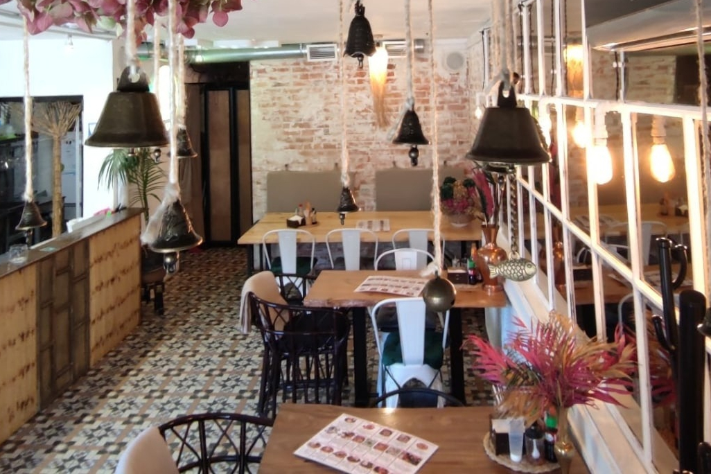 Интерьер кафе Ule Thai