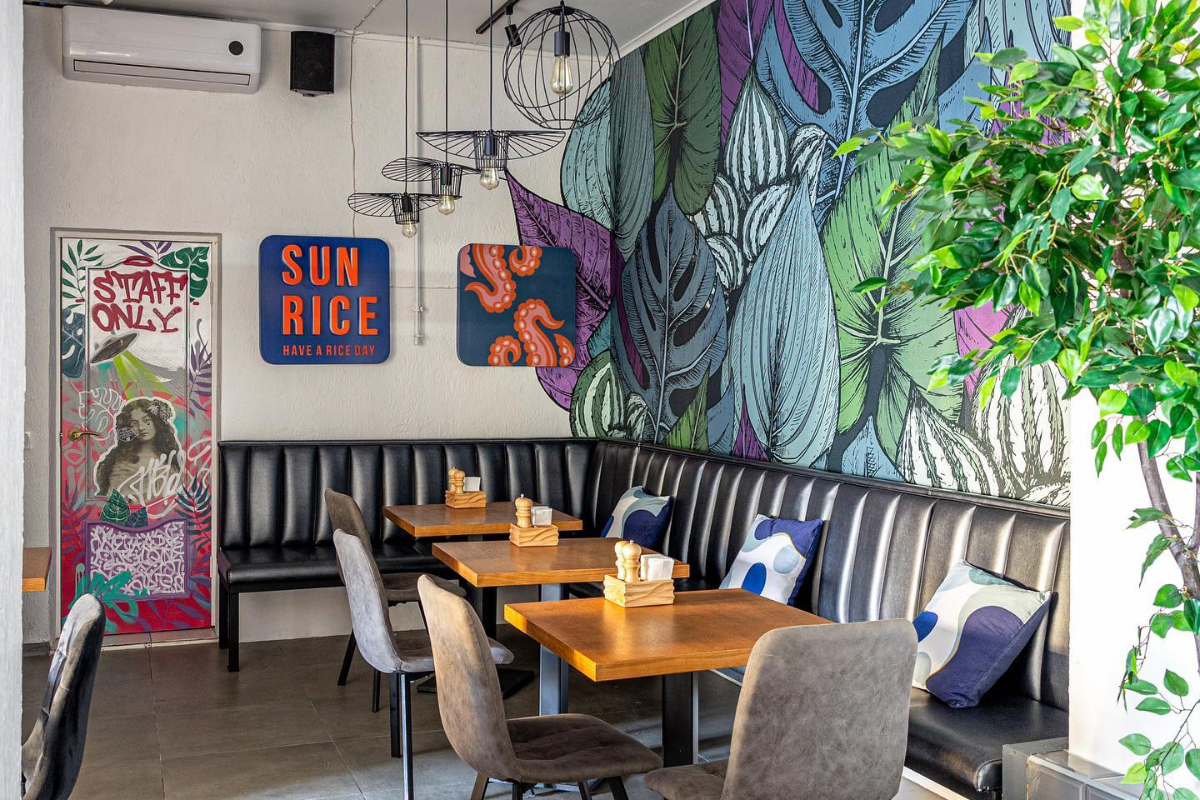 Интерьер бар Свиристели