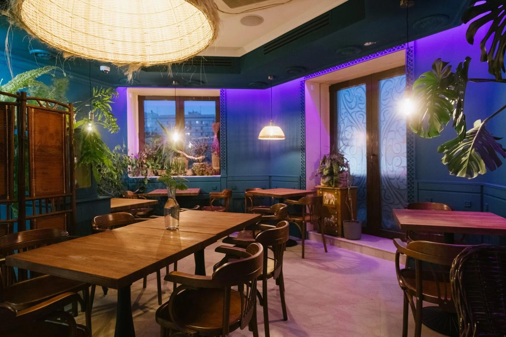 Интерьер ресторан Тхали и карри