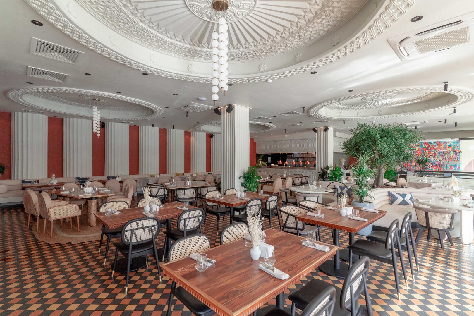 Интерьер ресторан Vasilchuki Chaihona №1