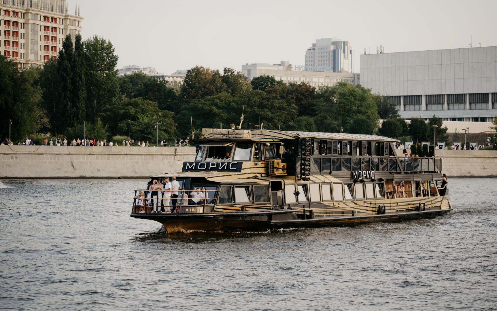 Вид ресторан Морис