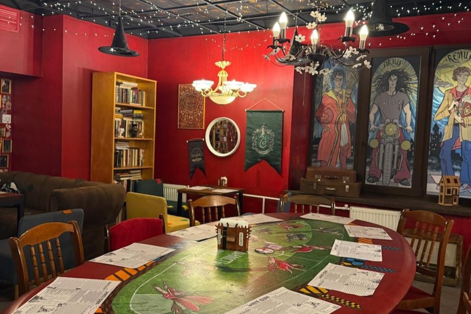 Интерьер кафе Шалость удалась