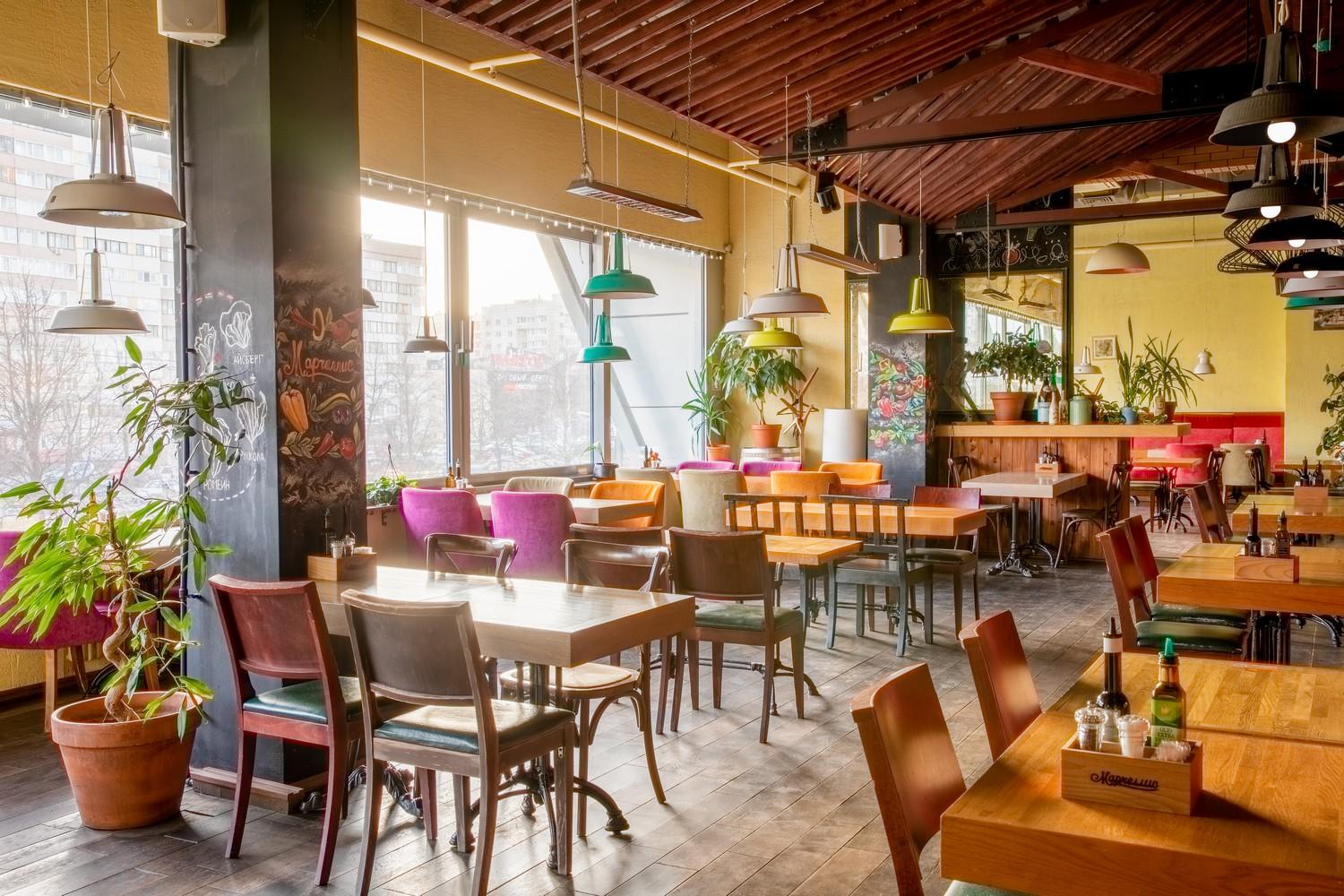 Рестораны со скидками спб. Евразия ресторан спб большевиков. Летние акции в ресторанах. Акции в ресторанах. Скидки в кафе.