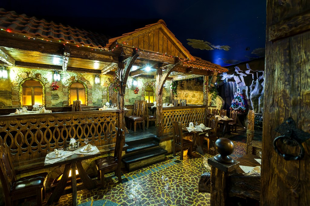 кафе старый замок елизово. кафе по старинному в крепостях на улице. горячий ключ краснодарский край ресторан старый замок. ресторан старый замок жулебино. старый замок подольск меню.