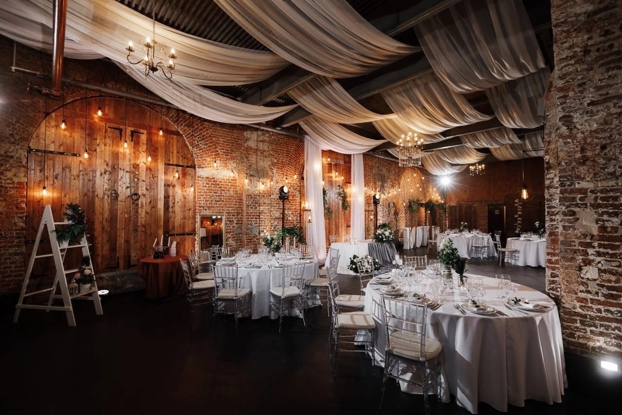 хаянис холл спб. лофт для дня рождения спб. хаянис холл. хаянис холл спб комсомола 2. лофт для свадьбы спб.