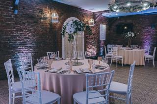 Кирочный двор