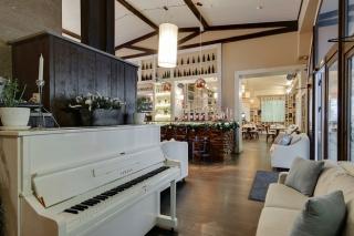 Птички и ягоды