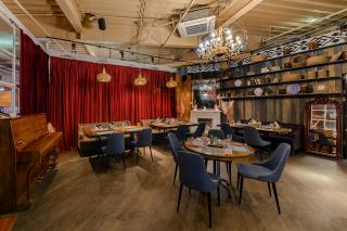 Большая кухня