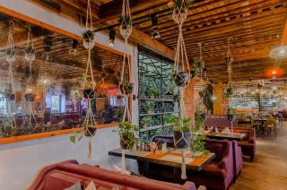 Большая кухня